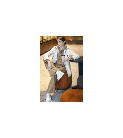 Ann Gissy (ag5-017) striukė