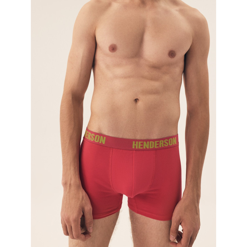 Henderson kelnaitės