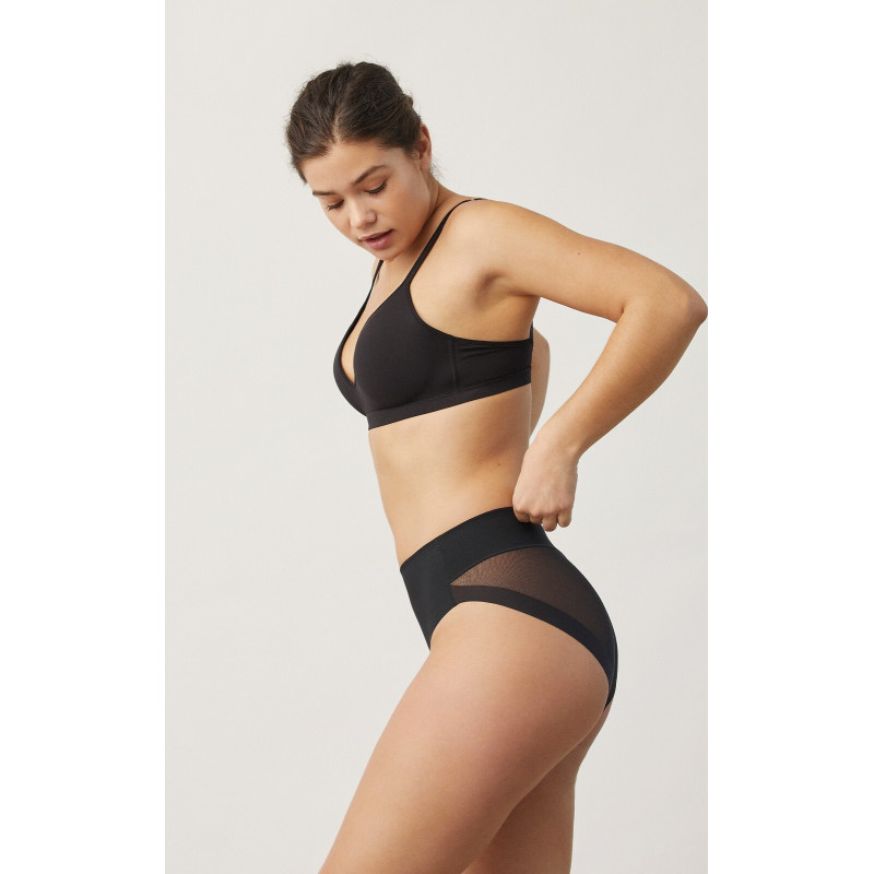 Ysabel Mora liekninančios kelnaitės