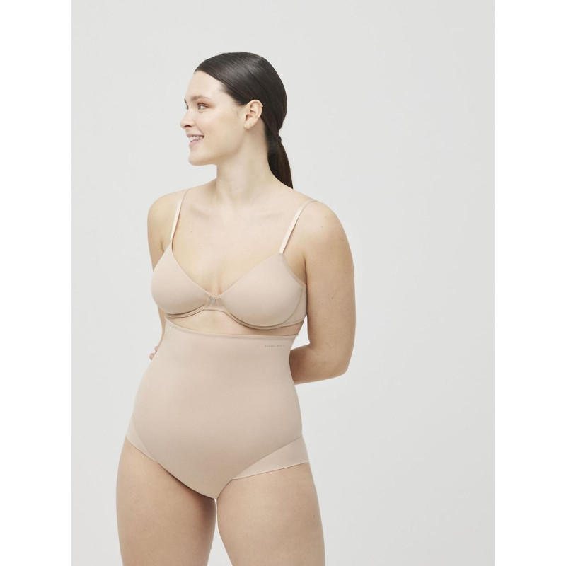 Ysabel Mora liekninančios kelnaitės