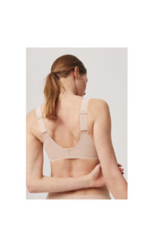 Ysabel Mora besiūlė palaidinė