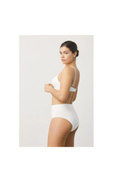 Ysabel Mora kelnaitės