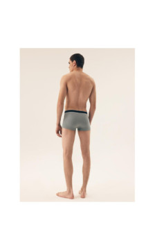 Henderson kelnaitės