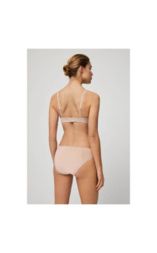 Ysabel Mora kelnaitės