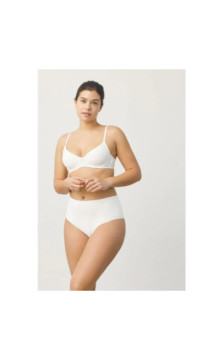 Ysabel Mora kelnaitės