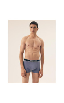 Henderson kelnaitės