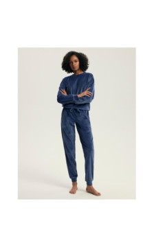 Henderson Ladies kostiumas